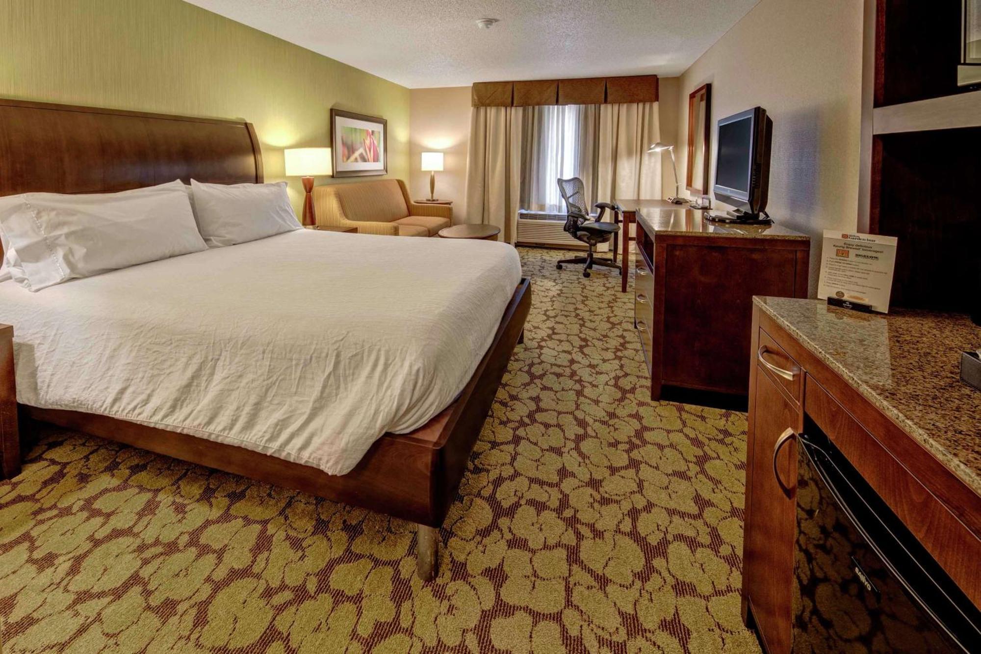 Hilton Garden Inn Minneapolis/Eden Prairie Exterior photo