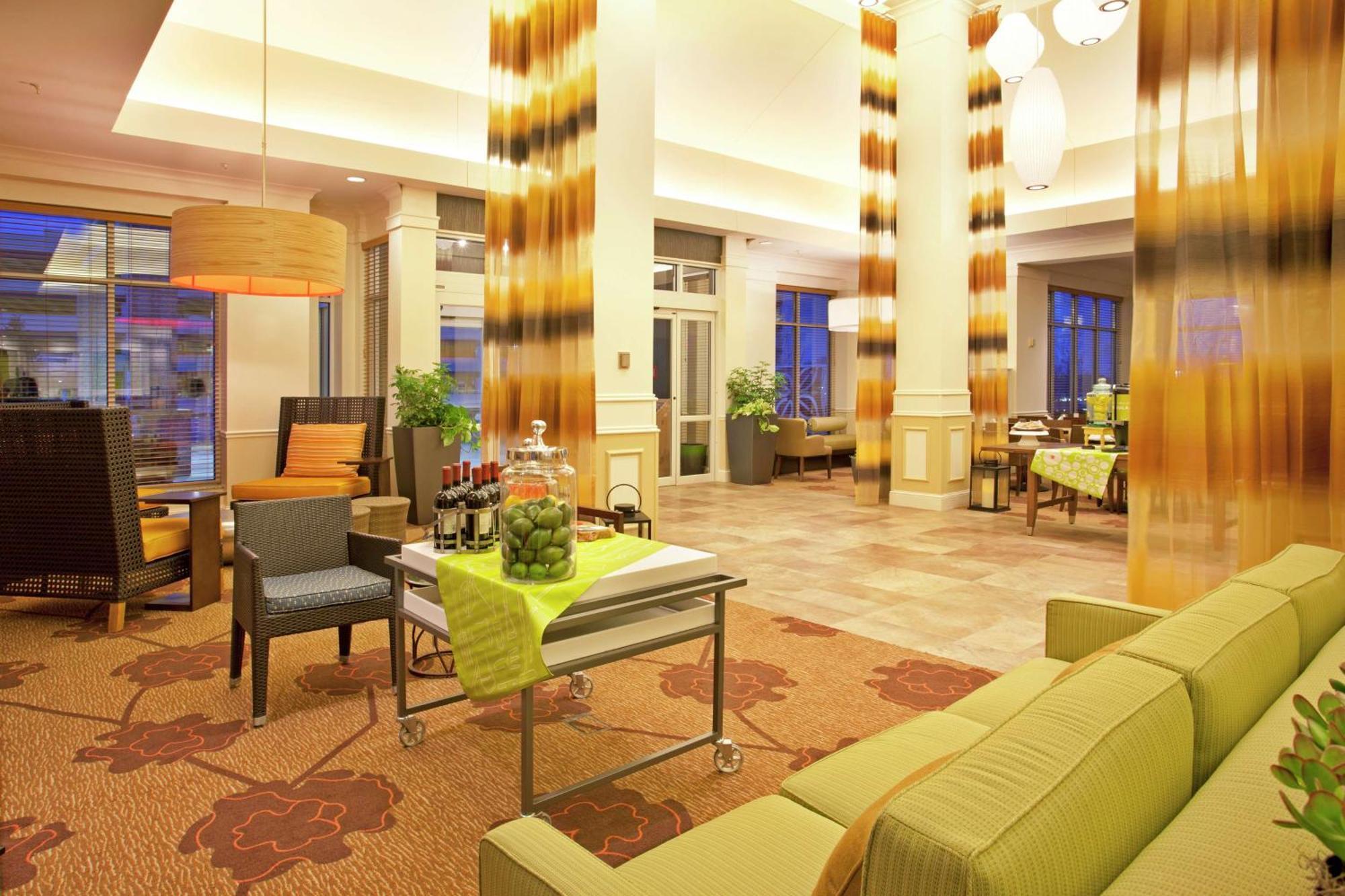 Hilton Garden Inn Minneapolis/Eden Prairie Exterior photo